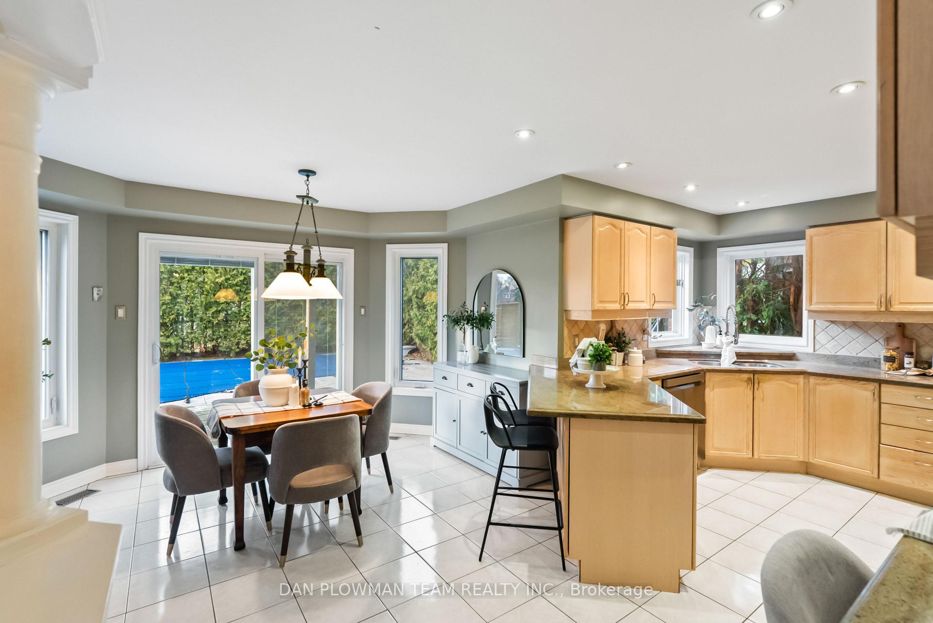 Photo 15 of 12 Rolling Acres Drive, Whitby, Rolling Acres — HOMEH