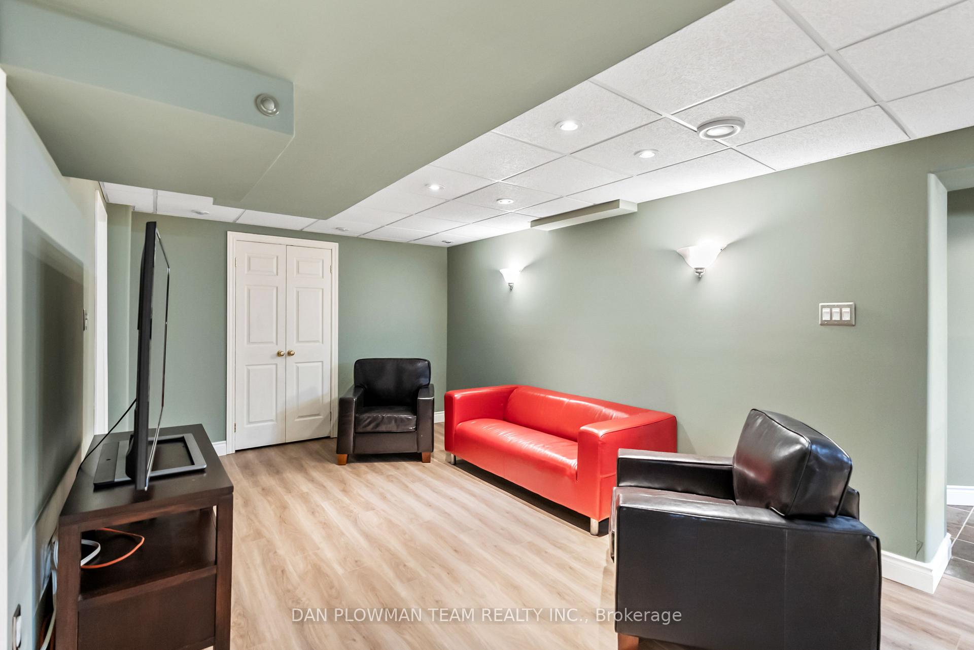 Photo 43 of 12 Rolling Acres Drive, Whitby, Rolling Acres — HOMEH