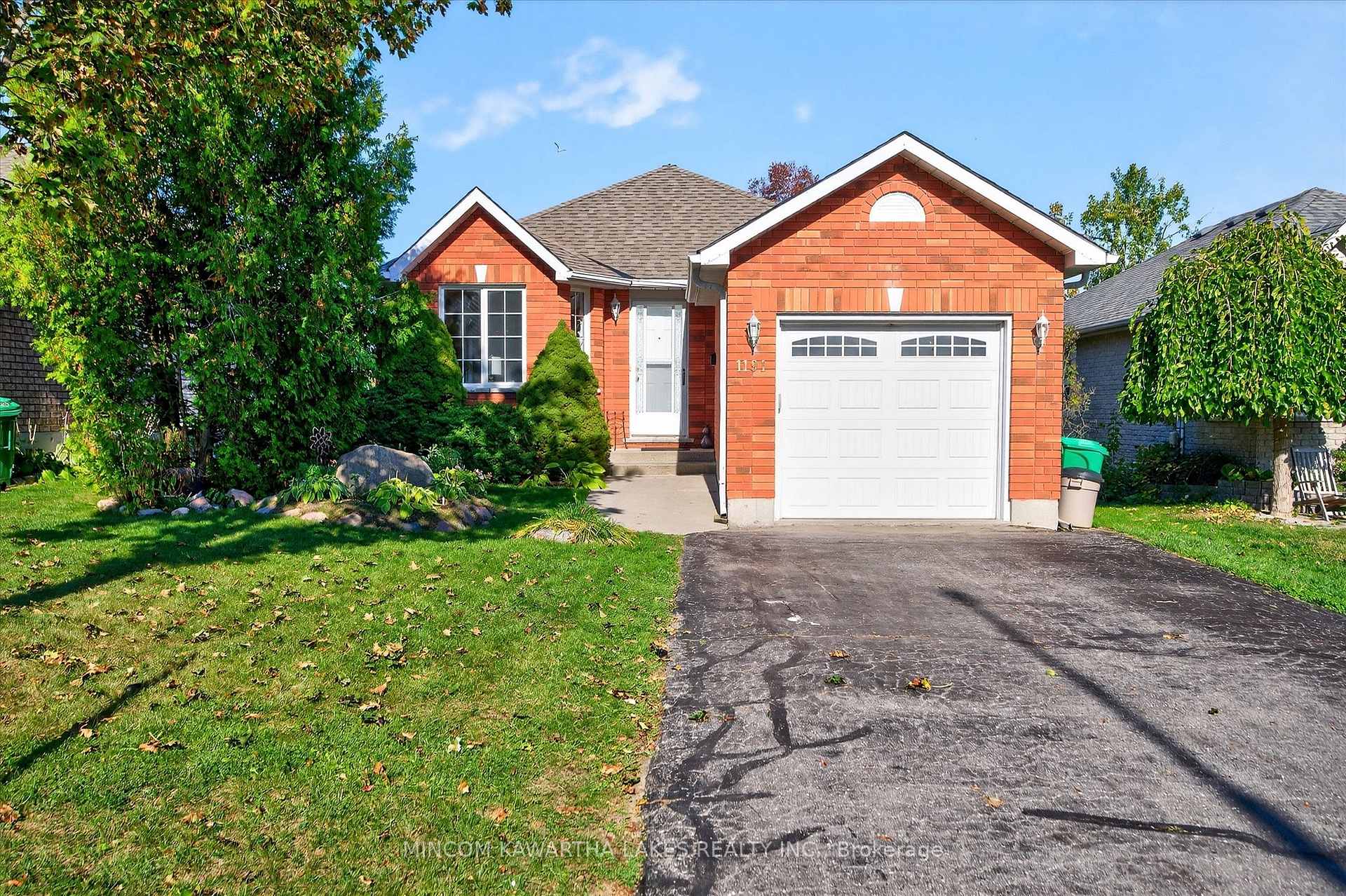 Photo 1 of 1191 Baker Street, Peterborough, Northcrest Ward 5 — HOMEH