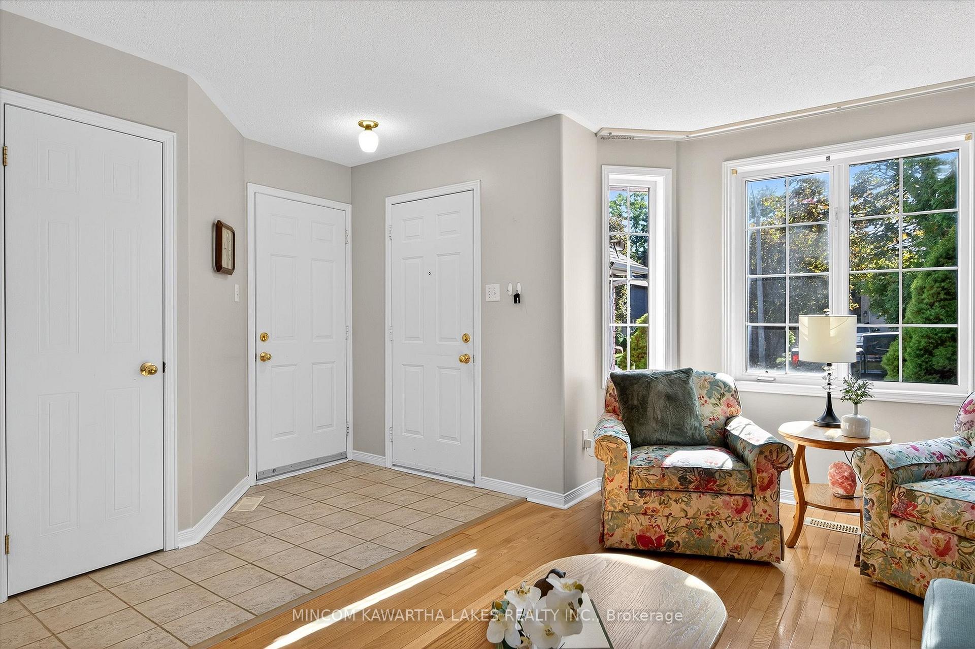 Photo 3 of 1191 Baker Street, Peterborough, Northcrest Ward 5 — HOMEH