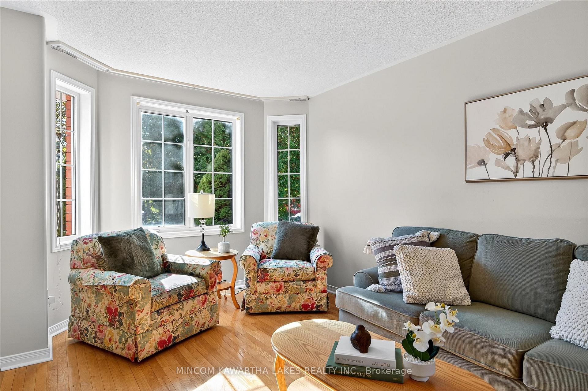 Photo 4 of 1191 Baker Street, Peterborough, Northcrest Ward 5 — HOMEH