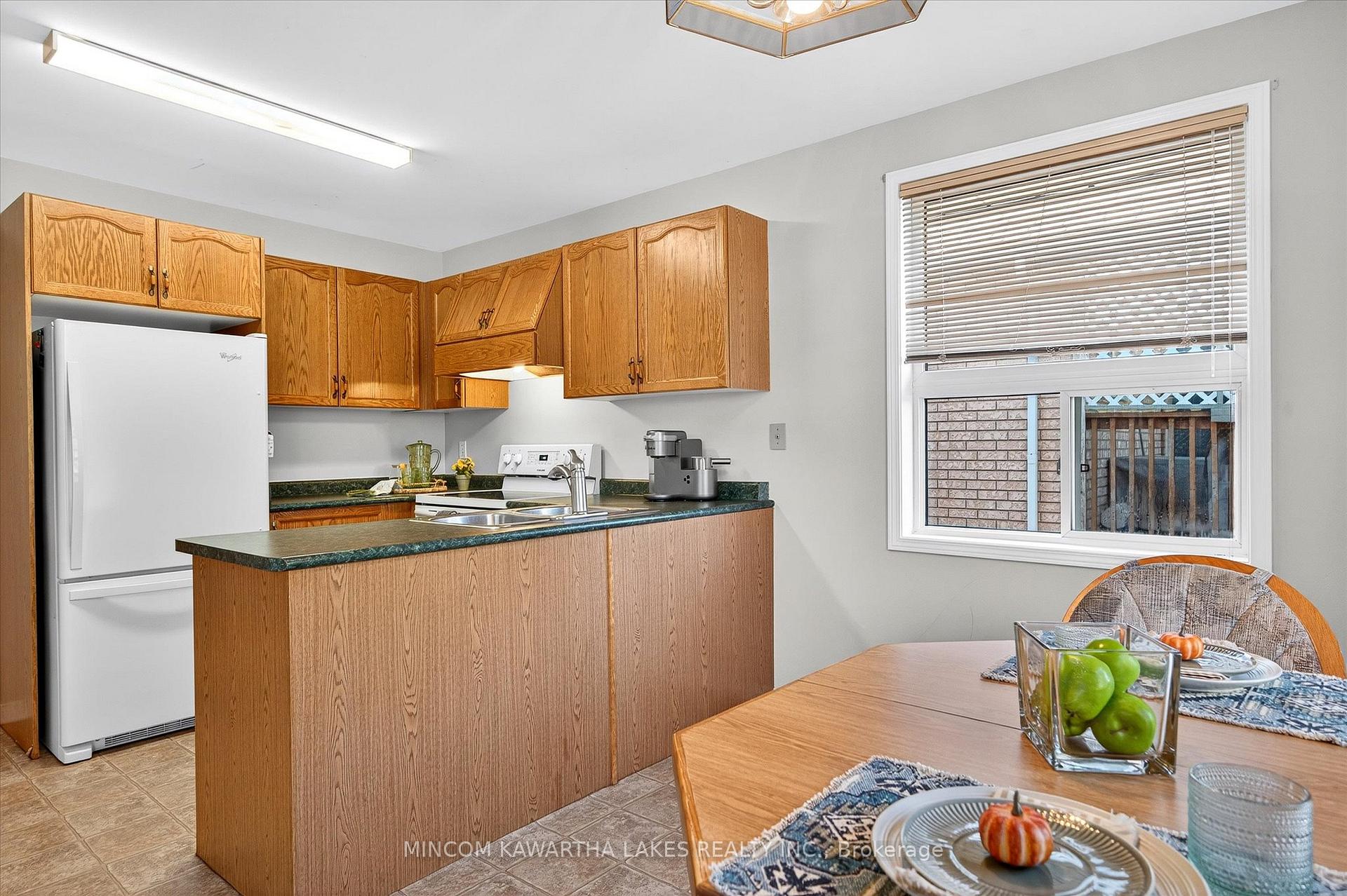 Photo 16 of 1191 Baker Street, Peterborough, Northcrest Ward 5 — HOMEH