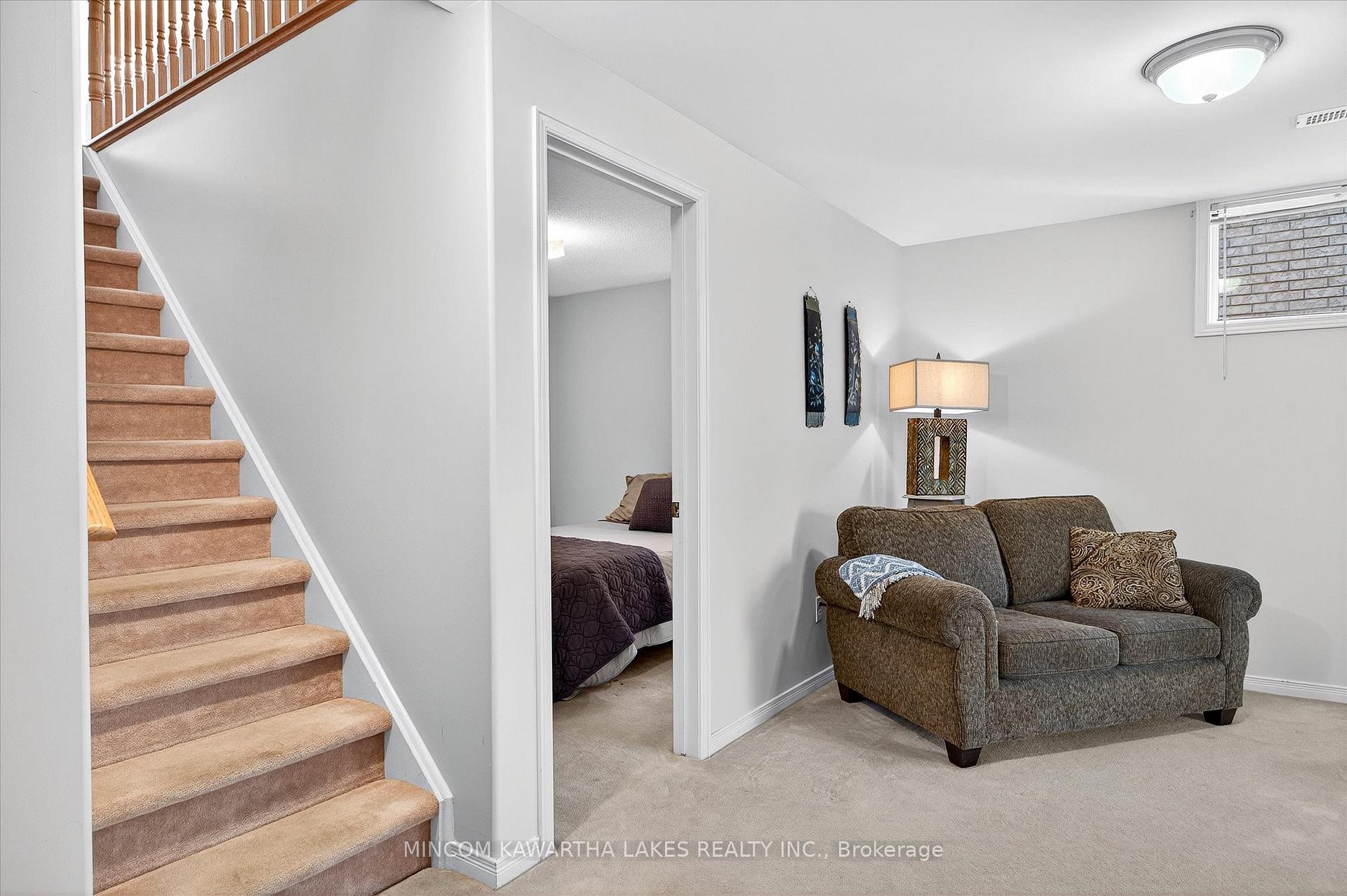 Photo 28 of 1191 Baker Street, Peterborough, Northcrest Ward 5 — HOMEH