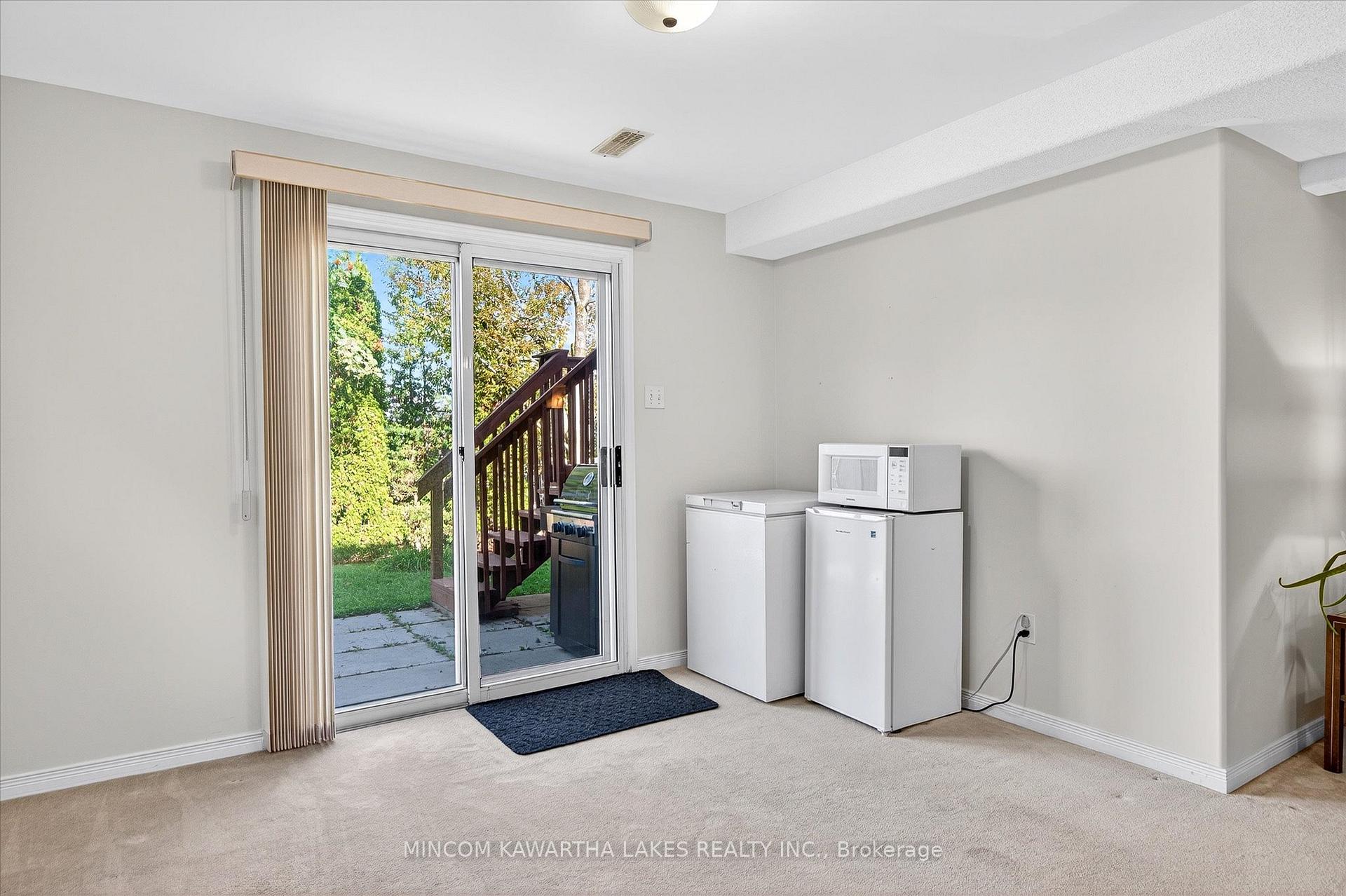 Photo 35 of 1191 Baker Street, Peterborough, Northcrest Ward 5 — HOMEH