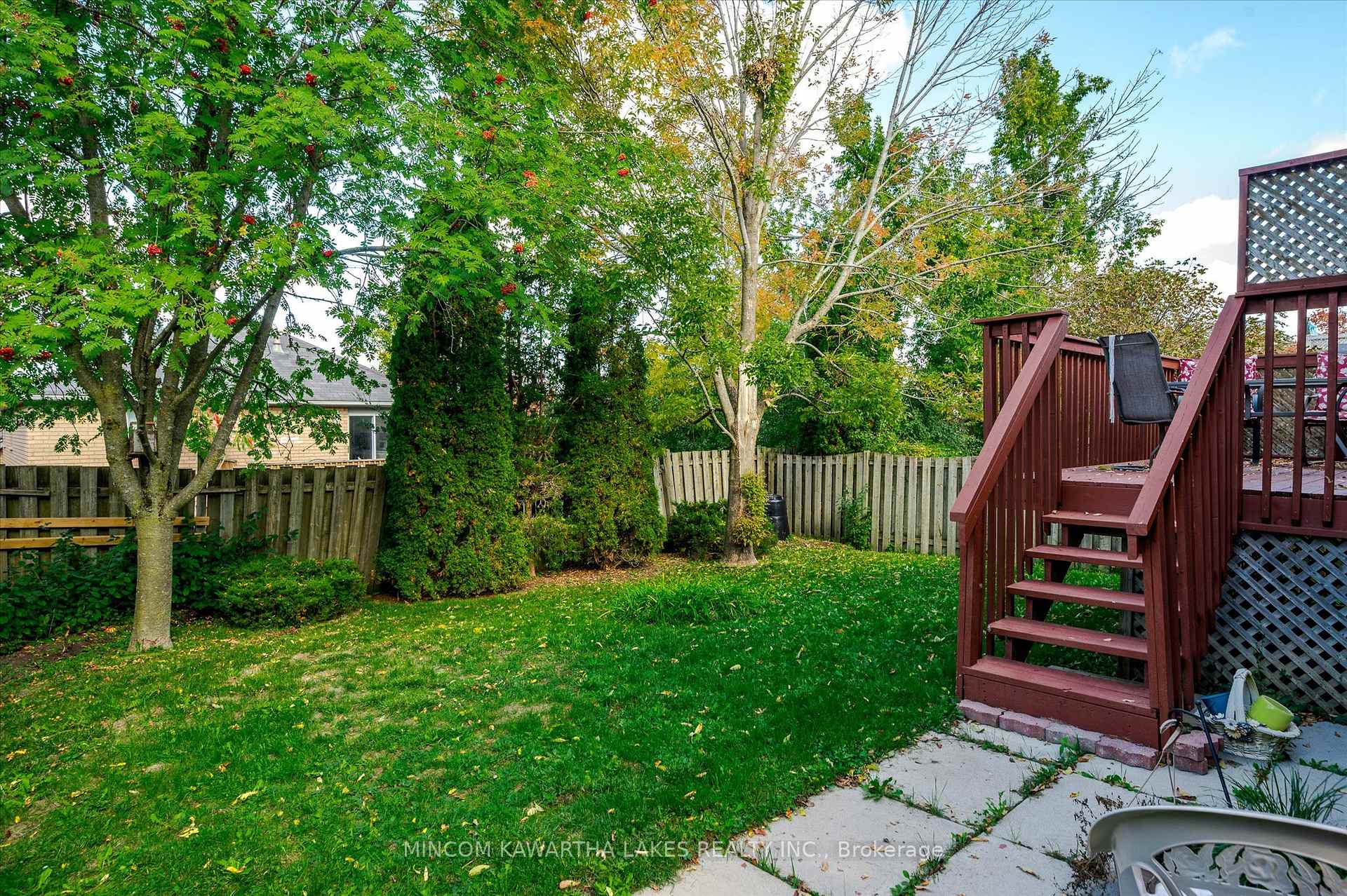 Photo 37 of 1191 Baker Street, Peterborough, Northcrest Ward 5 — HOMEH