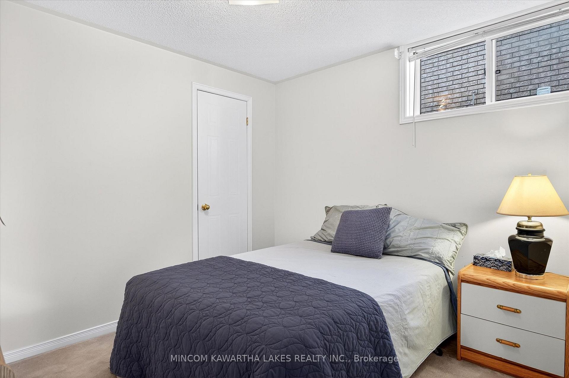 Photo 43 of 1191 Baker Street, Peterborough, Northcrest Ward 5 — HOMEH