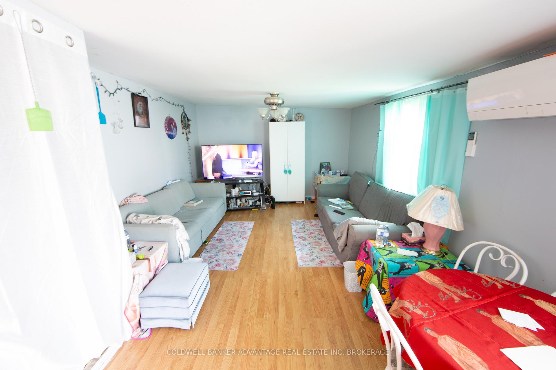 Photo 7 of 310 Commando Street, Welland, Lincoln/Crowland — HOMEH