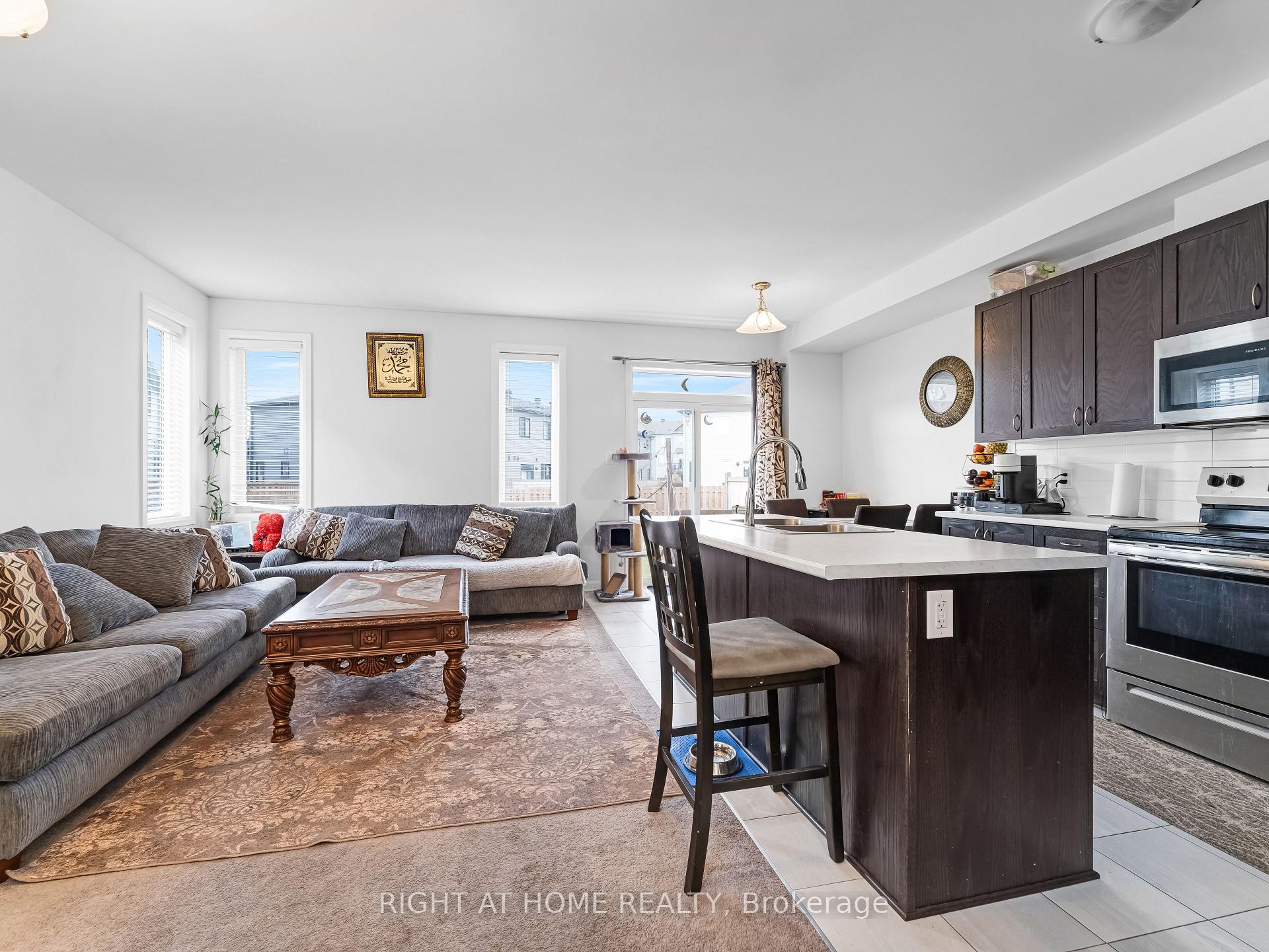 Photo 7 of 736 Sebastian Street, Ottawa, Avalon East — HOMEH