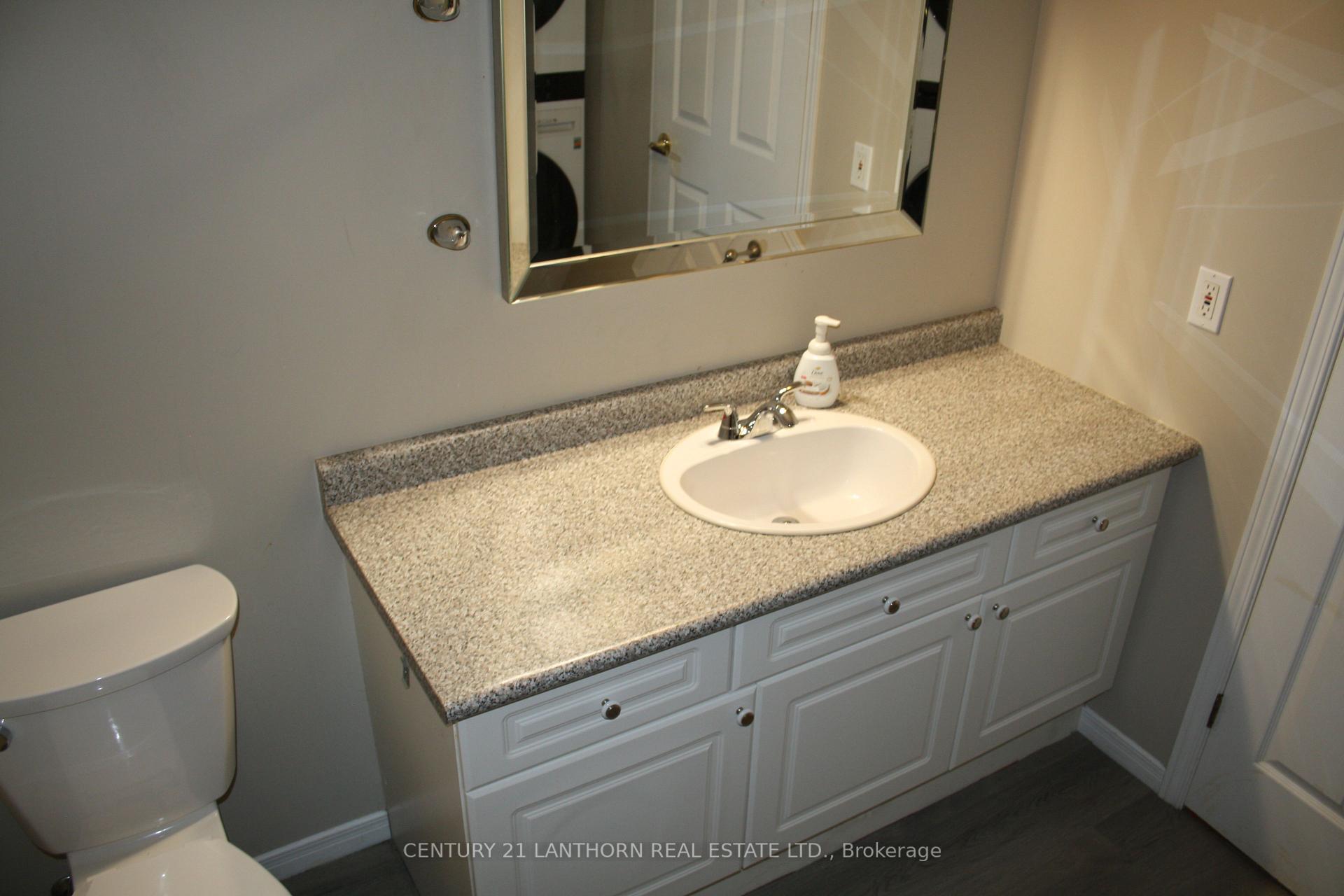 Photo 13 of 19 Pinegrove Court, Belleville, Belleville Ward — HOMEH