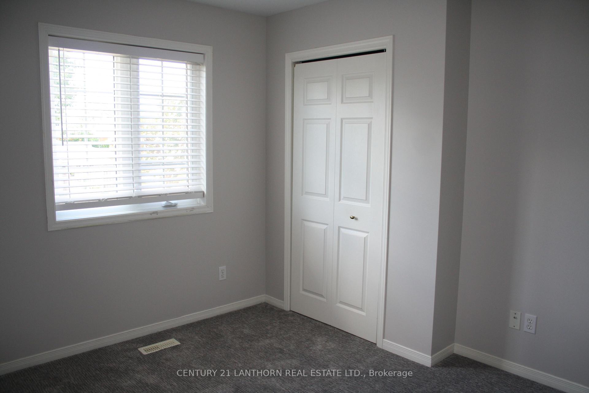 Photo 17 of 19 Pinegrove Court, Belleville, Belleville Ward — HOMEH