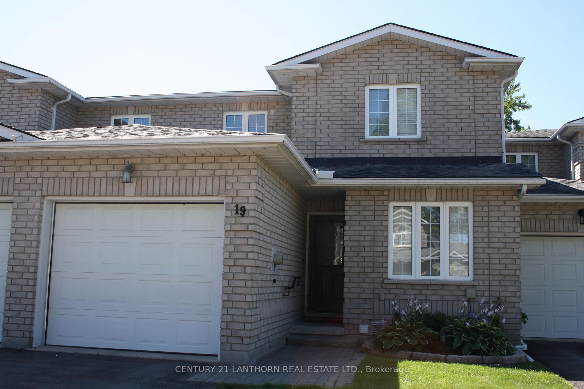 Photo 23 of 19 Pinegrove Court, Belleville, Belleville Ward — HOMEH