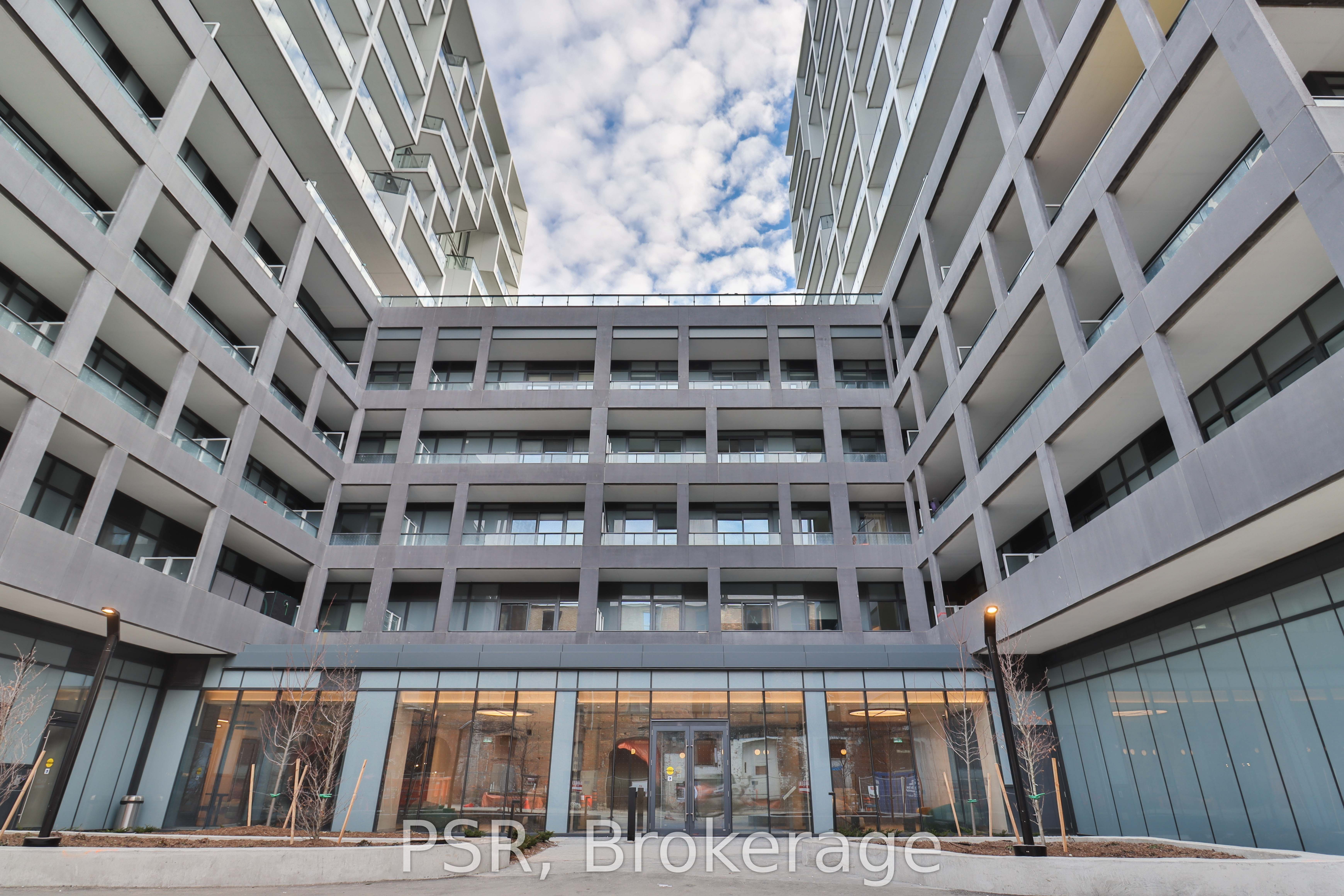 Photo 2 of Unit 1113, 9 Tecumseth Street, Toronto, Niagara — HOMEH
