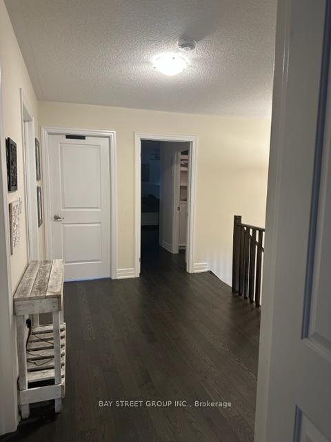 Photo 25 of 1753 Shelburne Street, Oshawa, Samac — HOMEH