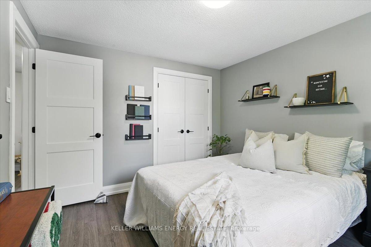 Photo 18 of 48 Plowman Drive, Ajax, Central — HOMEH