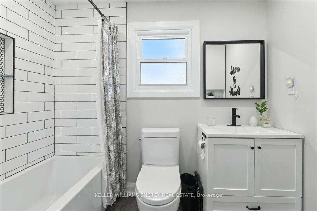 Photo 16 of 48 Plowman Drive, Ajax, Central — HOMEH