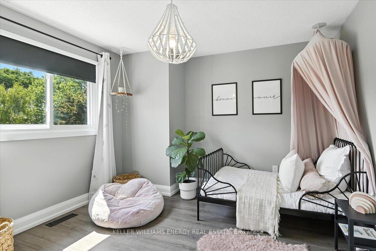 Photo 19 of 48 Plowman Drive, Ajax, Central — HOMEH