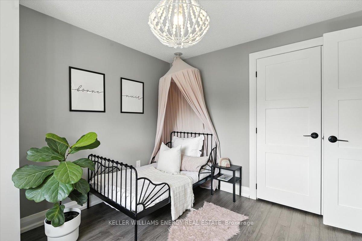 Photo 20 of 48 Plowman Drive, Ajax, Central — HOMEH