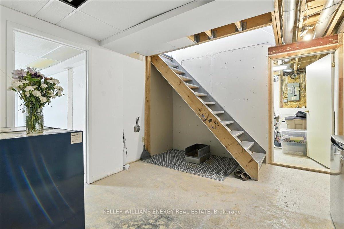 Photo 21 of 48 Plowman Drive, Ajax, Central — HOMEH