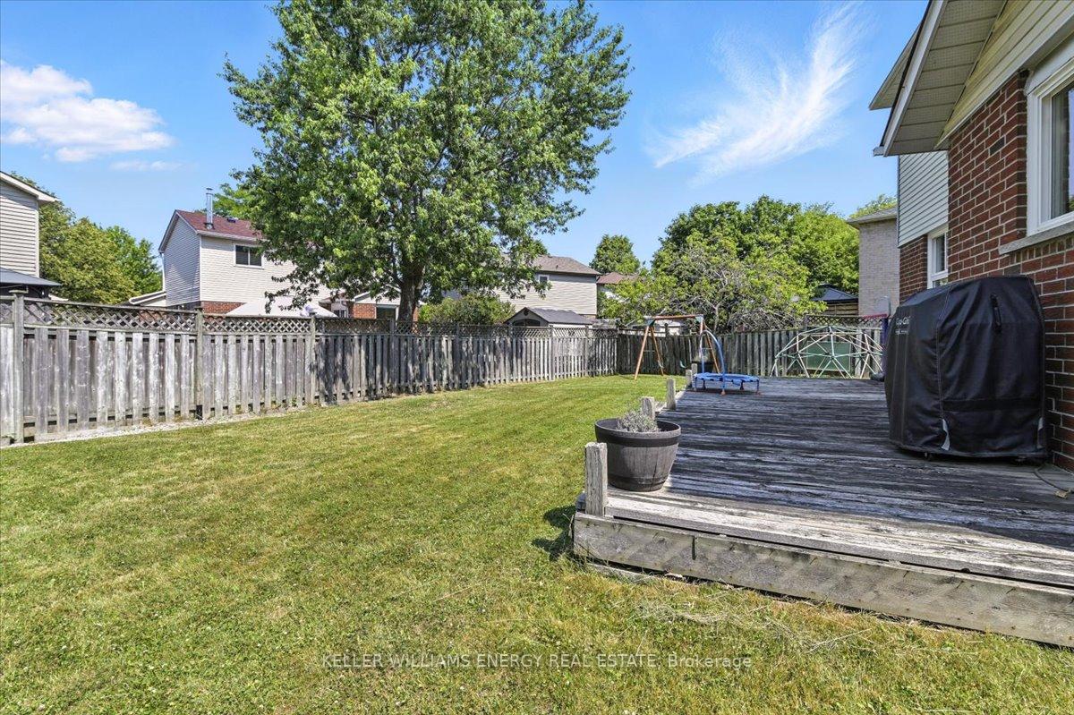Photo 36 of 48 Plowman Drive, Ajax, Central — HOMEH