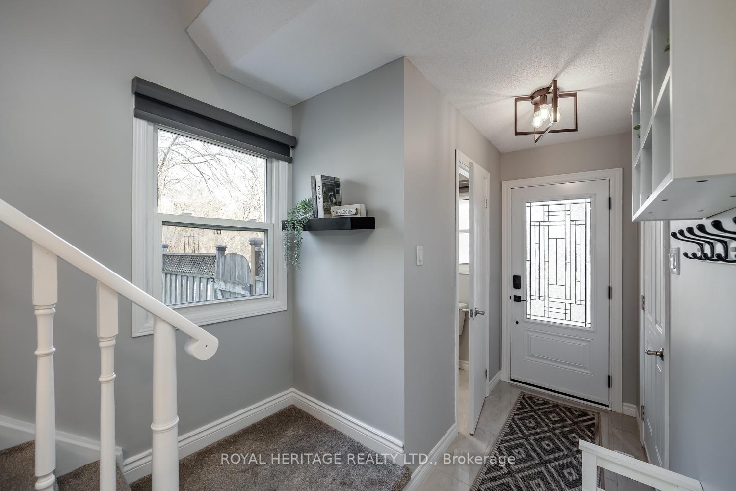 Photo 4 of 2 Drew Court, Whitby, Pringle Creek — HOMEH