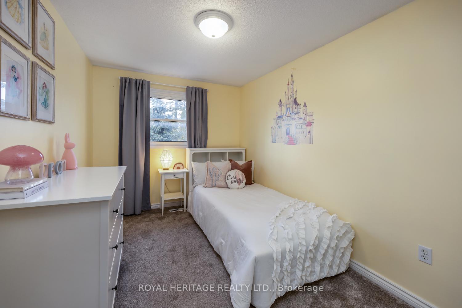 Photo 23 of 2 Drew Court, Whitby, Pringle Creek — HOMEH