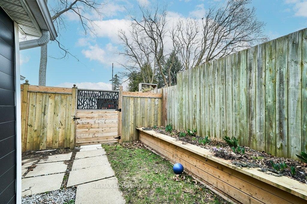 Photo 26 of 96 Quebec Street, Oshawa, Central — HOMEH