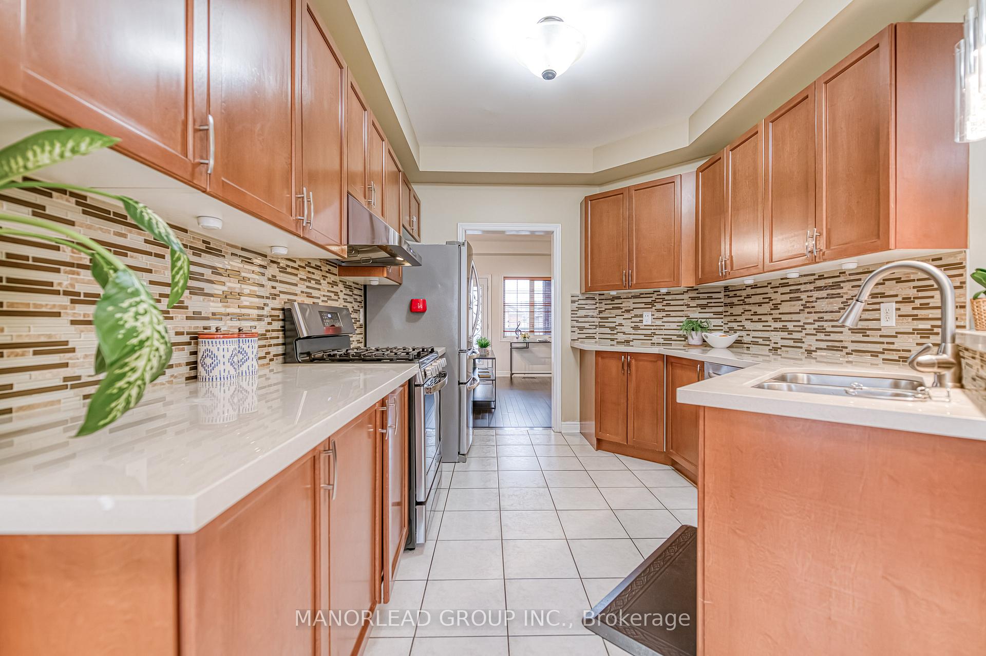 Photo 17 of 34 Tierra Avenue, Vaughan, Vellore Village — HOMEH