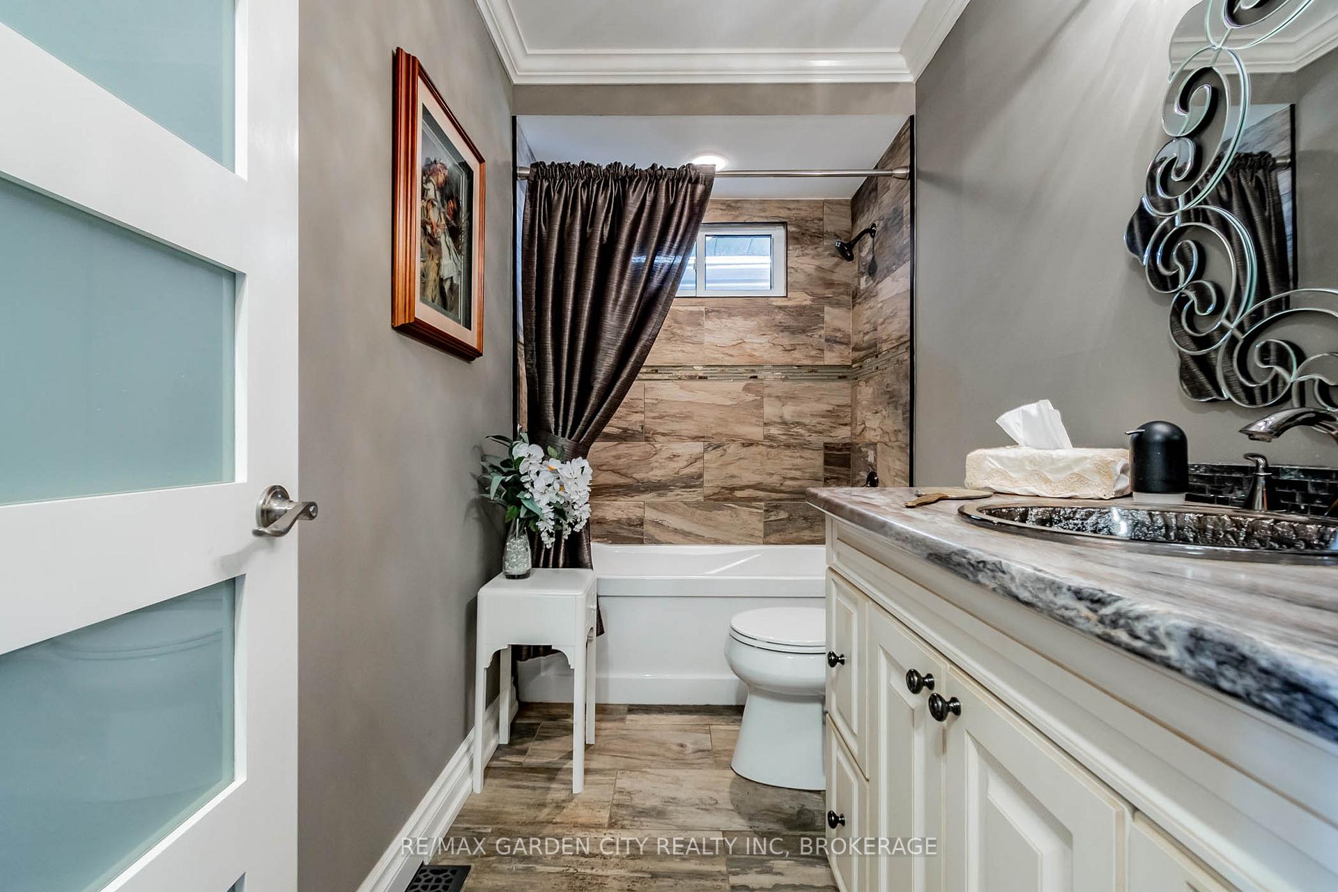 Photo 16 of 48 Robert Street, Welland, Lincoln/Crowland — HOMEH