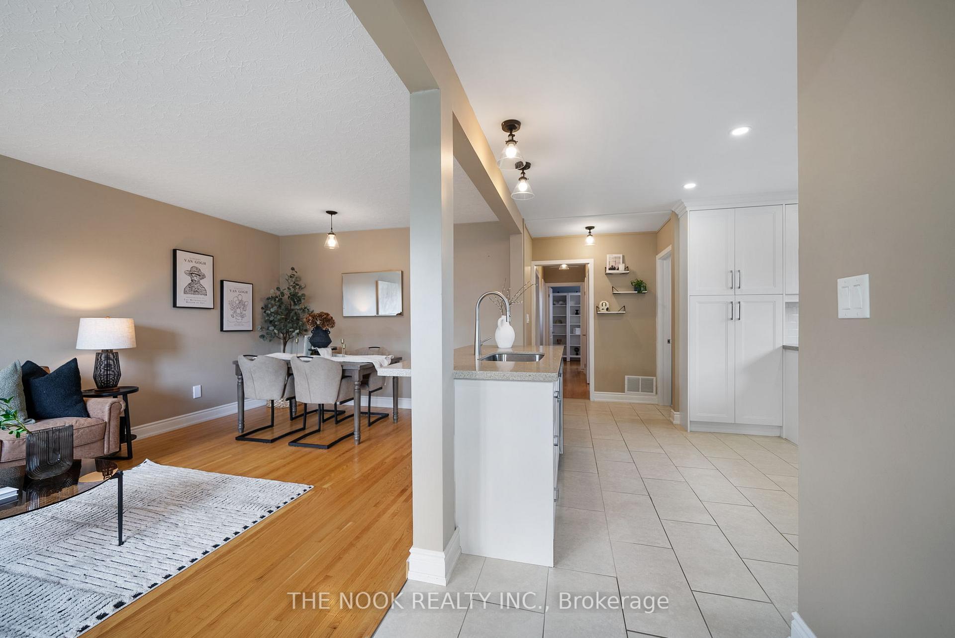 Photo 6 of 73 Vancouver Court, Oshawa, Vanier — HOMEH