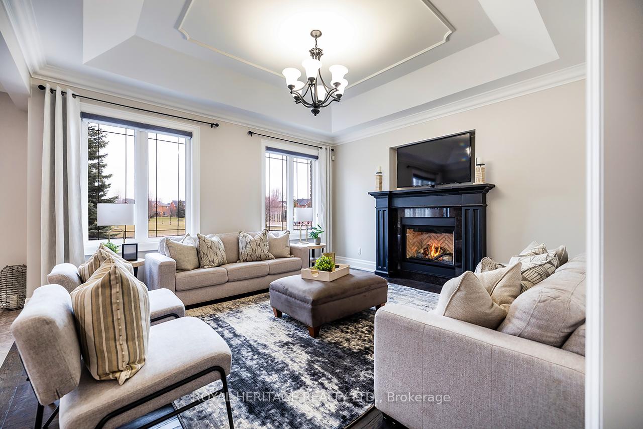 Photo 12 of 30 Serene Court, Whitby, Rolling Acres — HOMEH