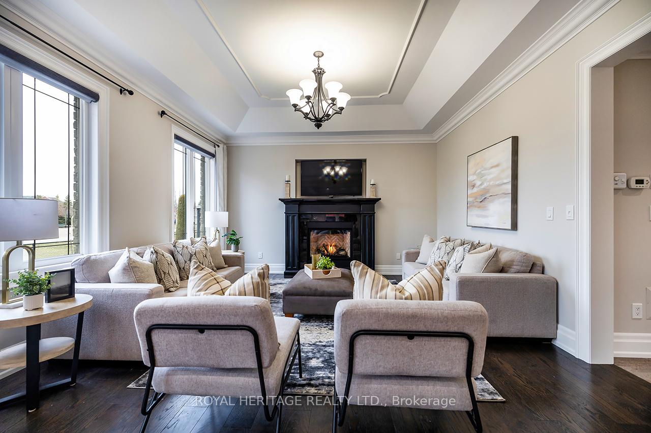 Photo 13 of 30 Serene Court, Whitby, Rolling Acres — HOMEH
