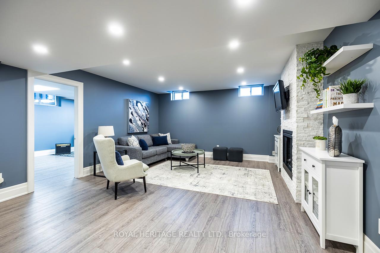 Photo 38 of 30 Serene Court, Whitby, Rolling Acres — HOMEH