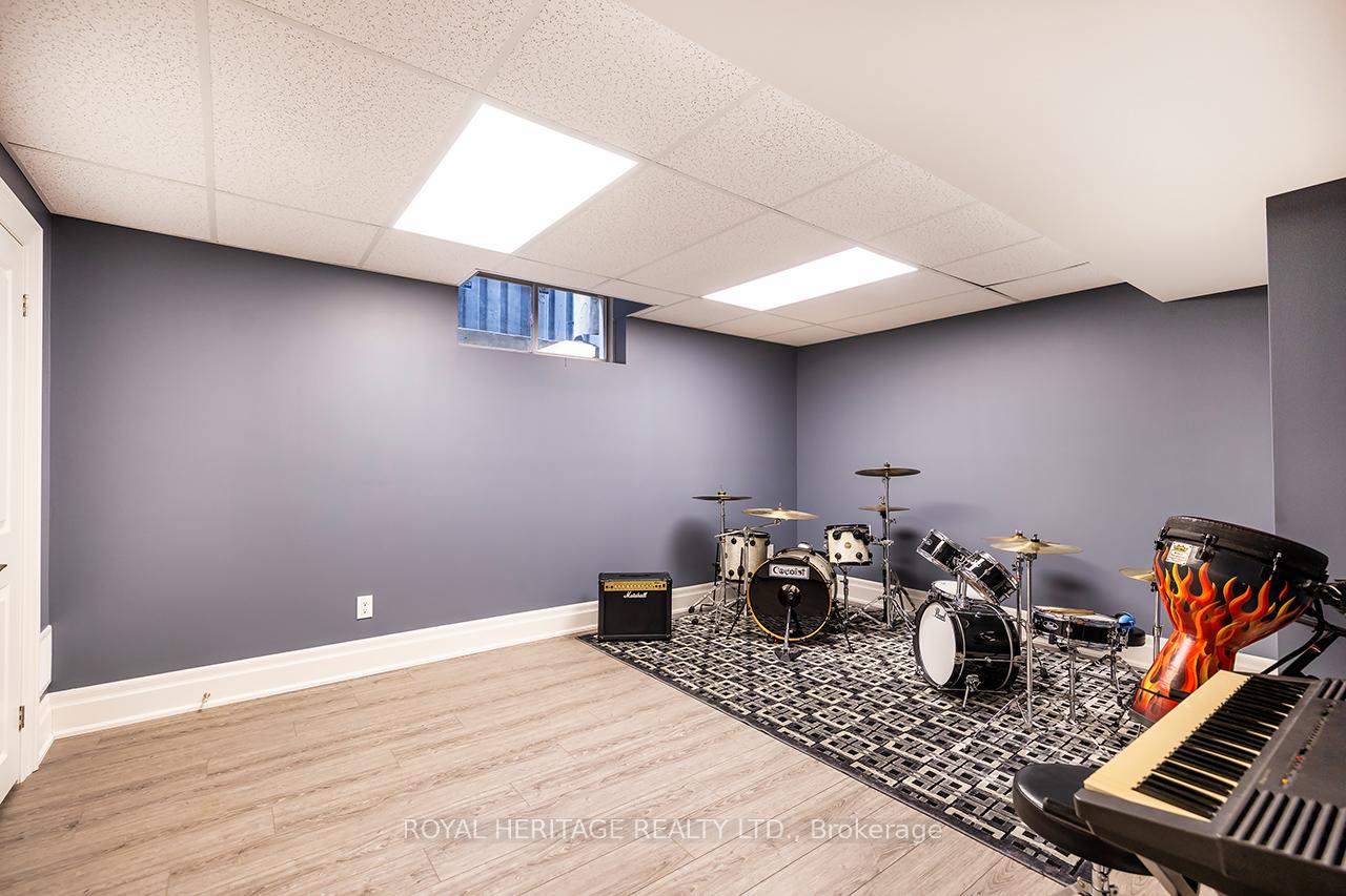 Photo 41 of 30 Serene Court, Whitby, Rolling Acres — HOMEH