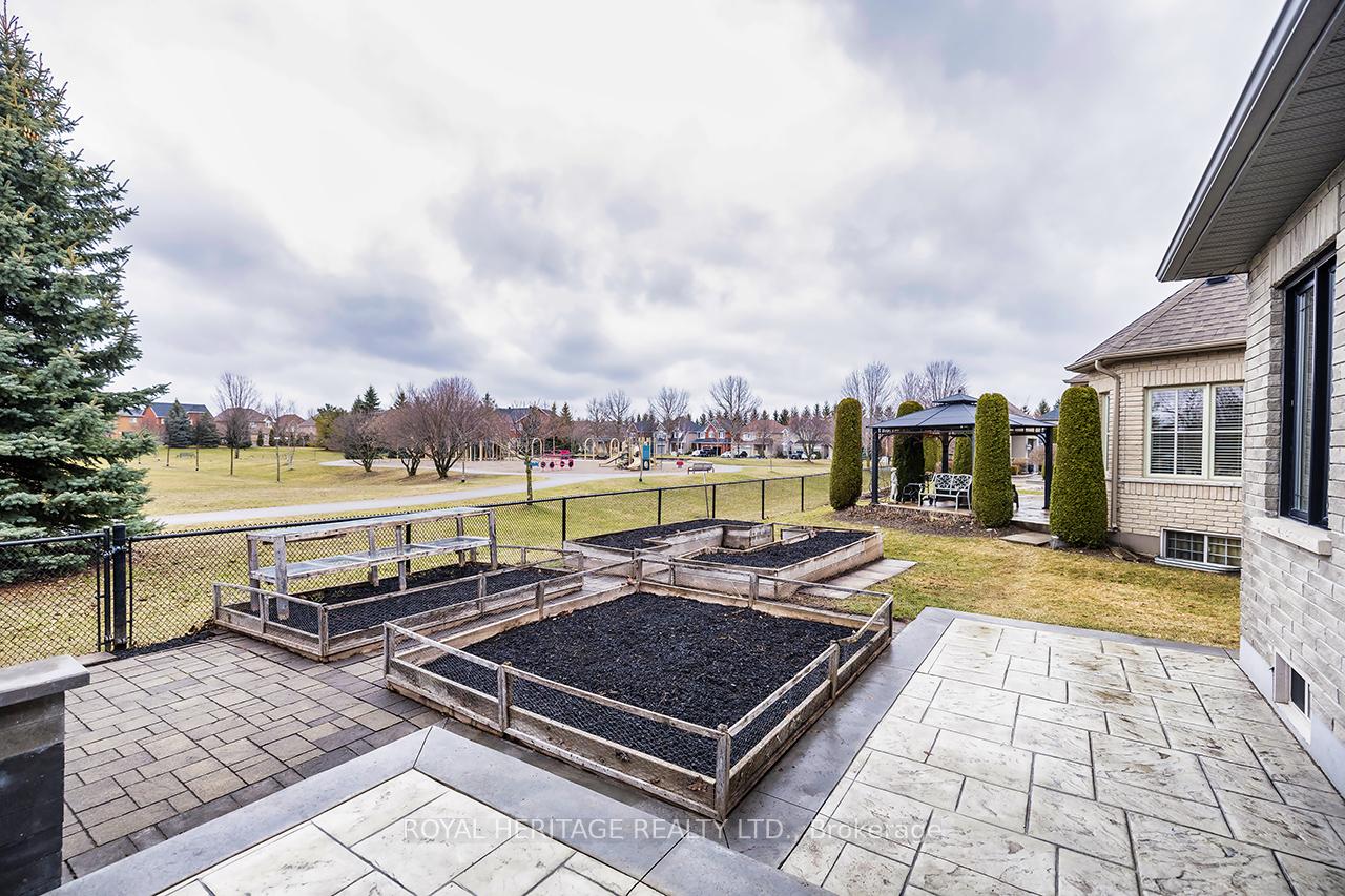Photo 44 of 30 Serene Court, Whitby, Rolling Acres — HOMEH