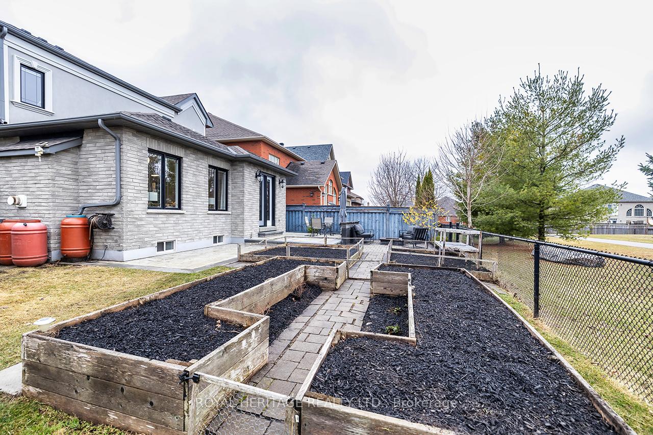 Photo 46 of 30 Serene Court, Whitby, Rolling Acres — HOMEH