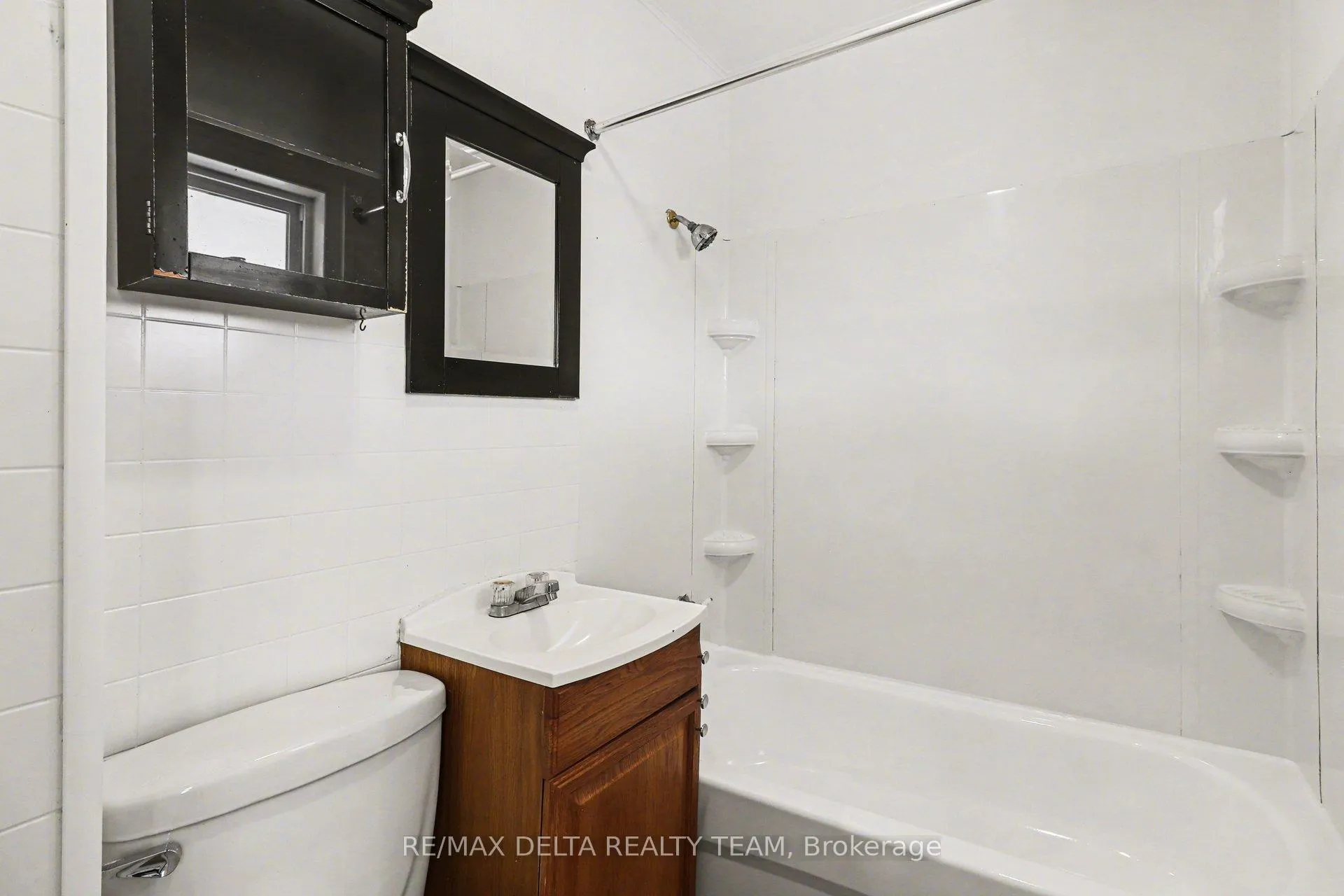 Photo 3 of 273 Shakespeare Street, Ottawa, Vanier — HOMEH