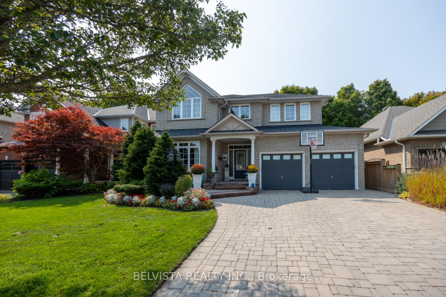 Front of 2 Stillwater Court