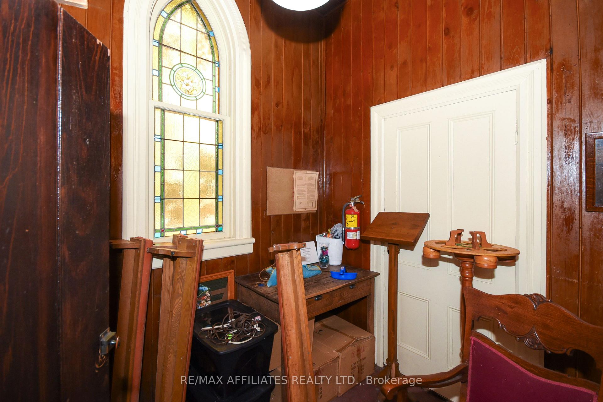Photo 10 of 1900 Devine Road, Ottawa, Vars Village — HOMEH