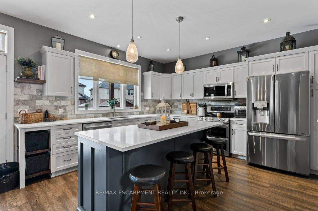 Photo 12 of 27 Trailwood Drive, Welland, Coyle Creek — HOMEH