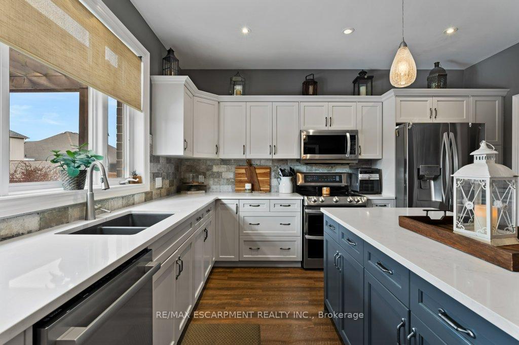 Photo 14 of 27 Trailwood Drive, Welland, Coyle Creek — HOMEH