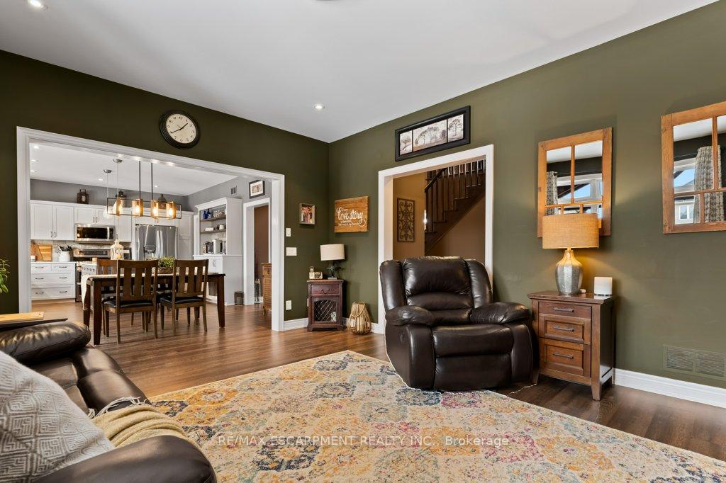 Photo 20 of 27 Trailwood Drive, Welland, Coyle Creek — HOMEH