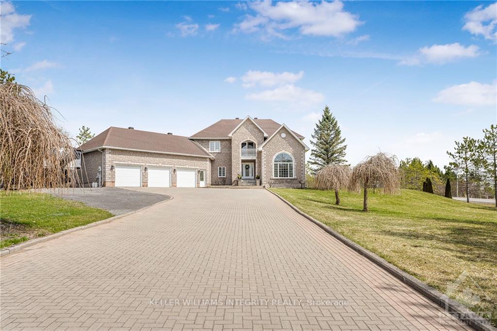Photo 2 of 1409 Gauthier Street, Ottawa, Cumberland Ridge — HOMEH