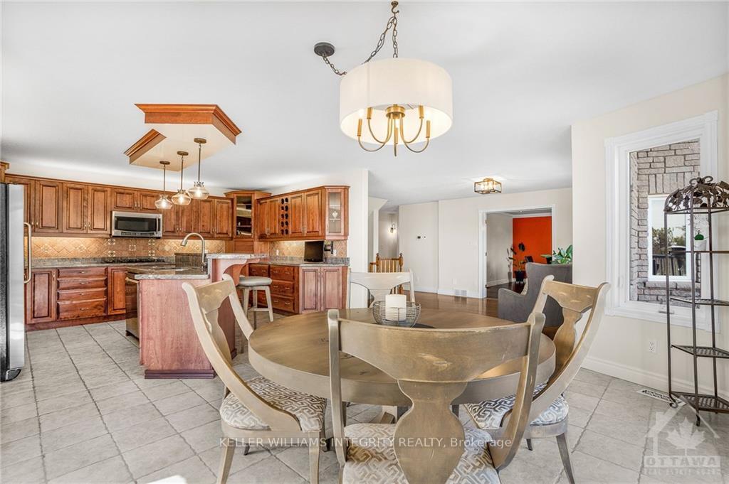 Photo 10 of 1409 Gauthier Street, Ottawa, Cumberland Ridge — HOMEH