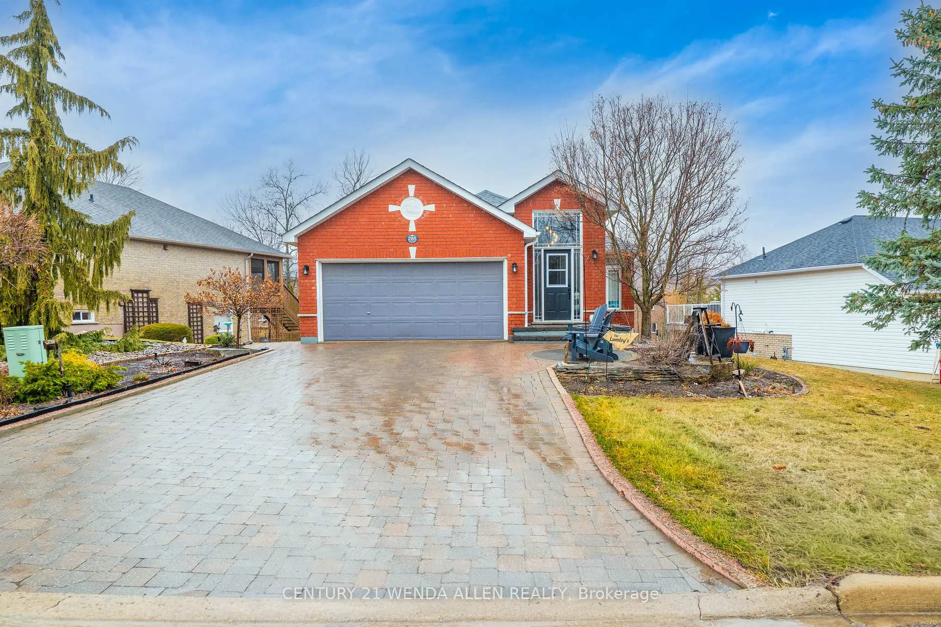 Photo 1 of 285 Woodward Avenue, Selwyn — HOMEH