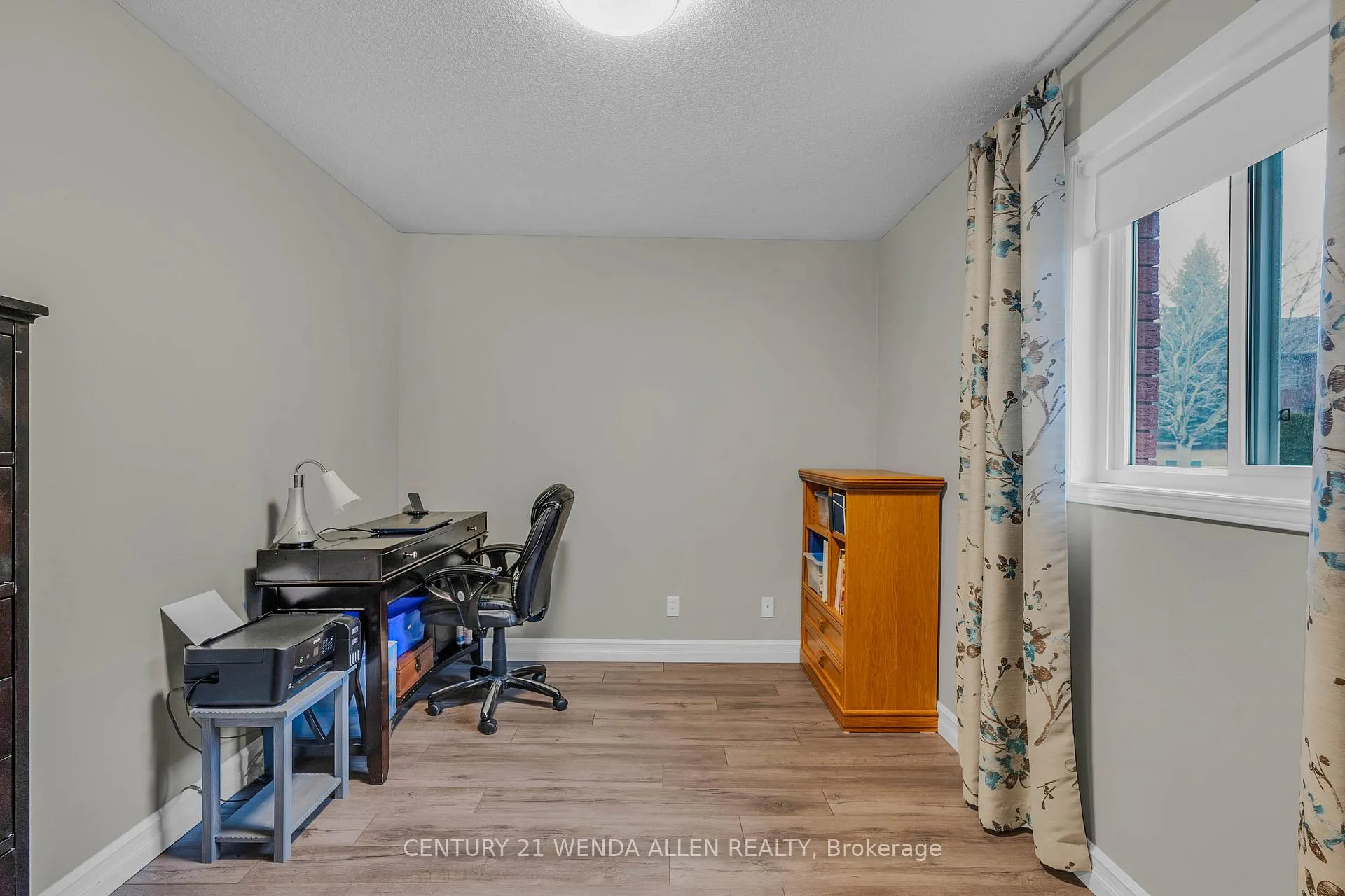 Photo 19 of 285 Woodward Avenue, Selwyn — HOMEH