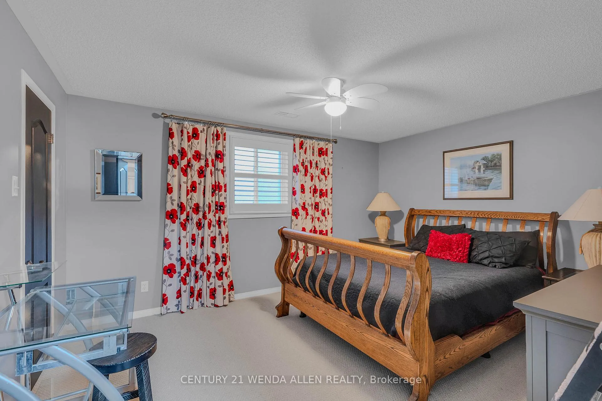 Photo 24 of 285 Woodward Avenue, Selwyn — HOMEH