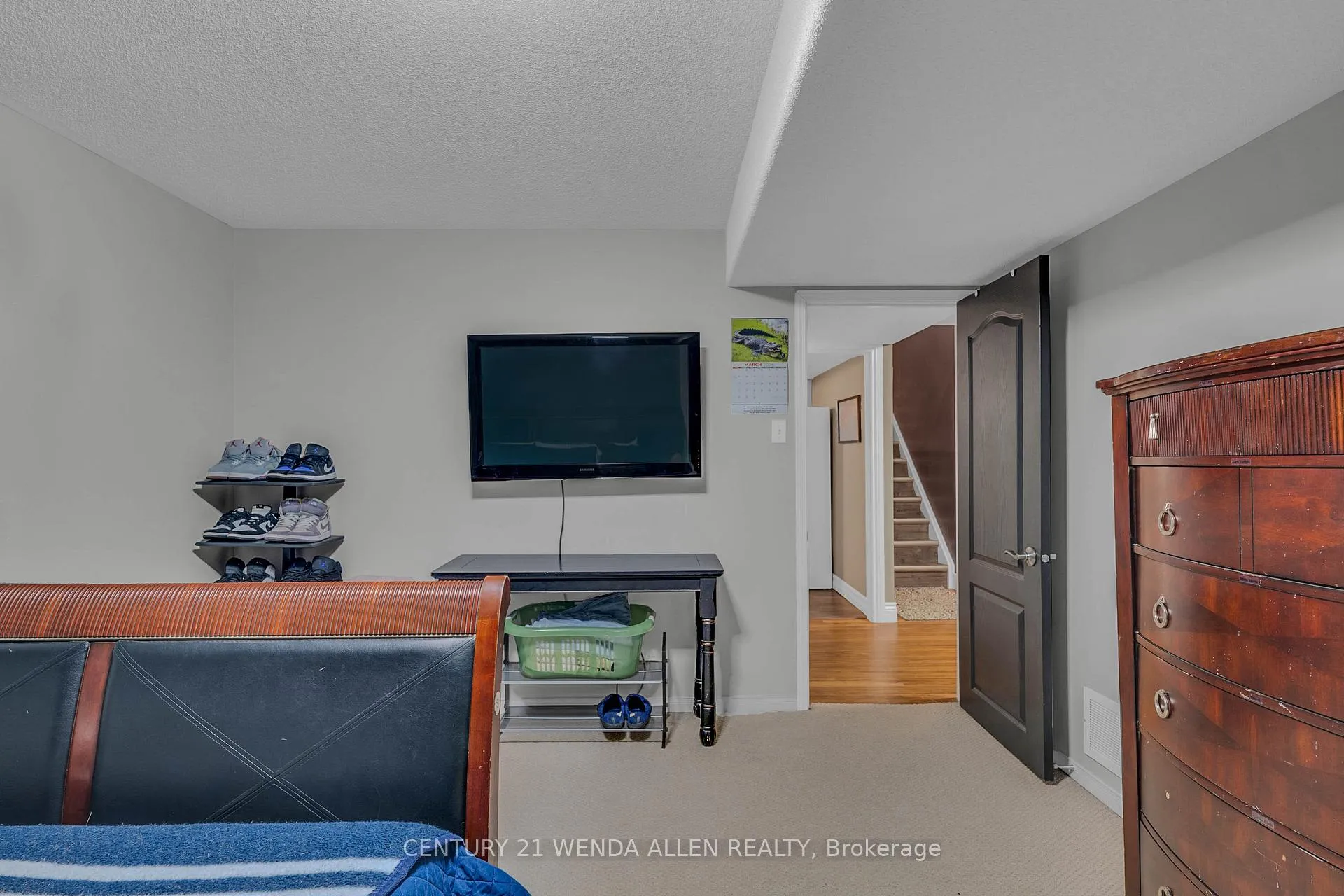 Photo 29 of 285 Woodward Avenue, Selwyn — HOMEH