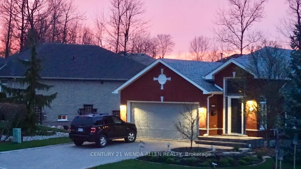 Photo 39 of 285 Woodward Avenue, Selwyn — HOMEH