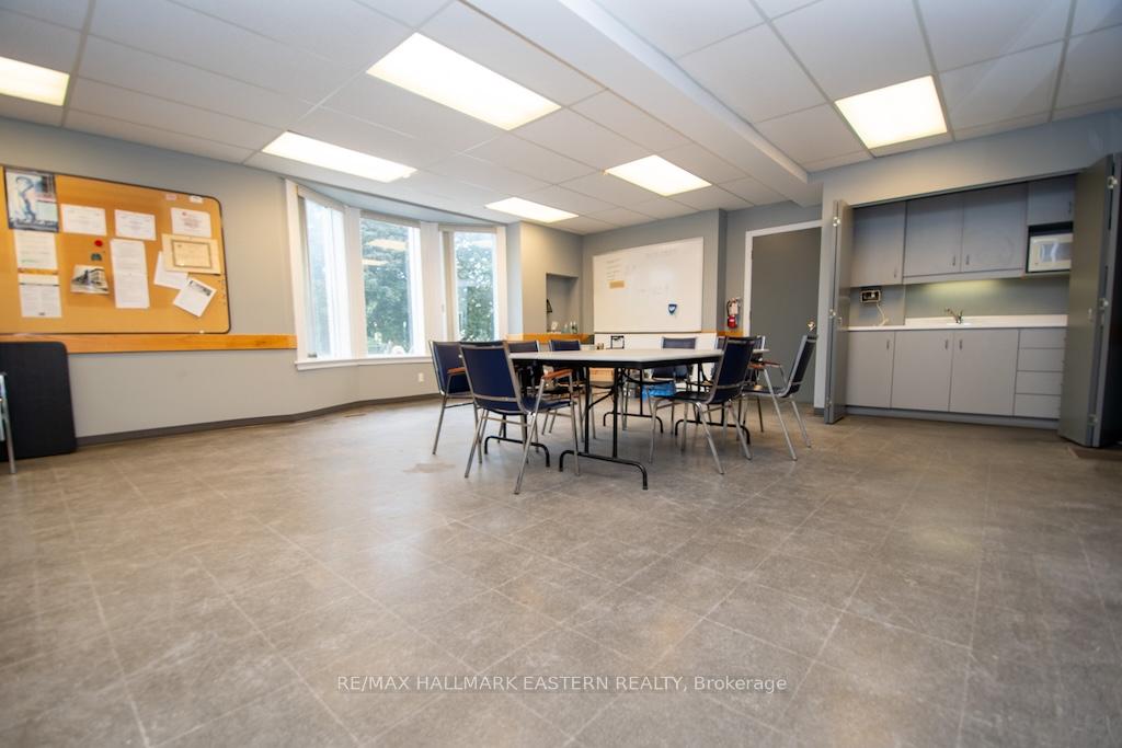 Photo 5 of 203 Park Street N, Peterborough, Town Ward 3 — HOMEH