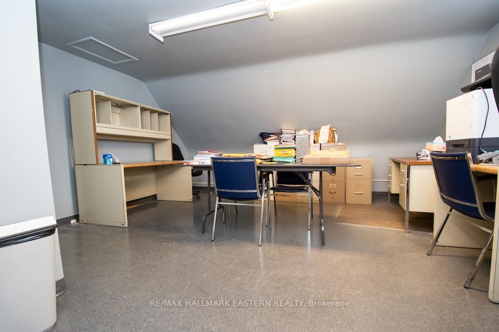 Photo 16 of 203 Park Street N, Peterborough, Town Ward 3 — HOMEH